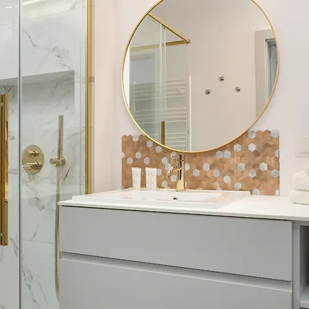 Michalczyka Stylish With Parking In The Center Of By Renters Vratislav