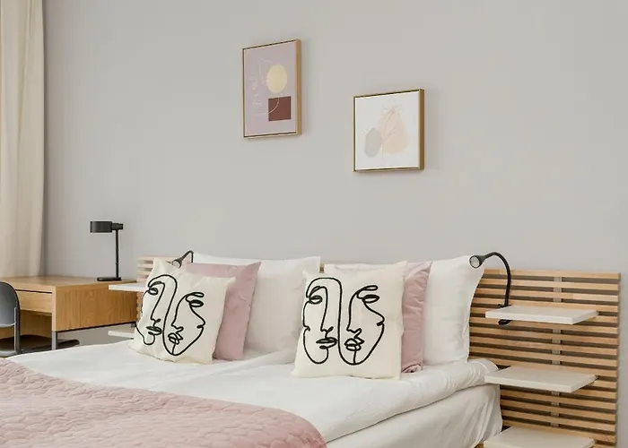 Apartment Michalczyka Stylish With Parking In The Center Of By Renters Breslau