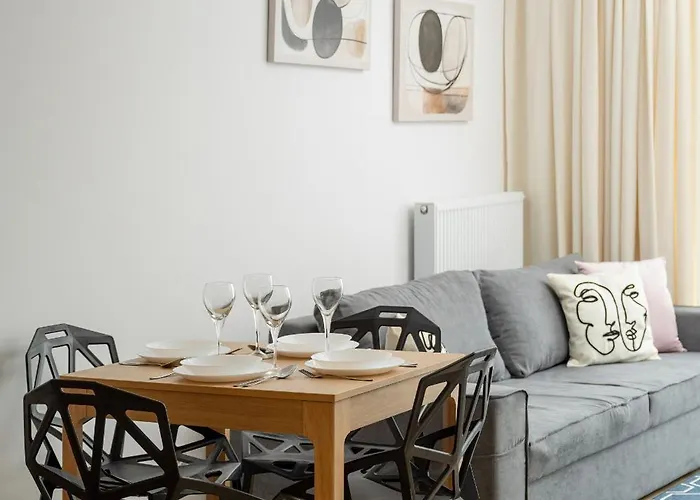 Michalczyka Stylish With Parking In The Center Of By Renters Breslau