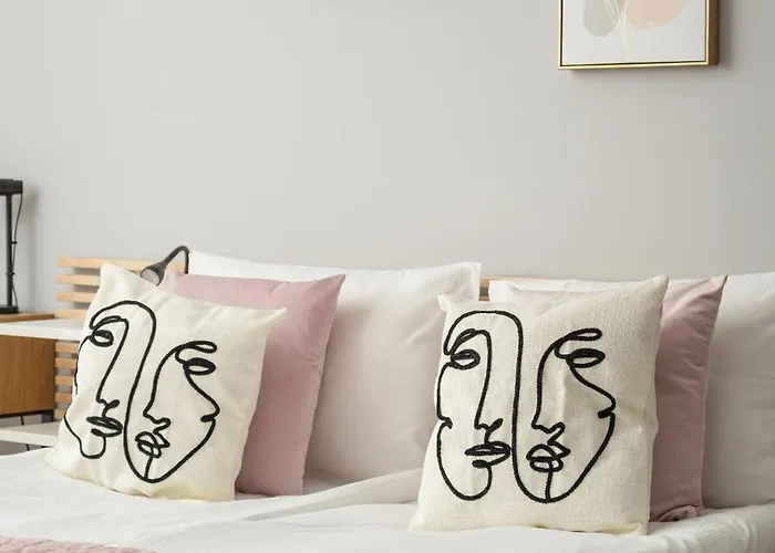 Apartment Michalczyka Stylish With Parking In The Center Of By Renters *