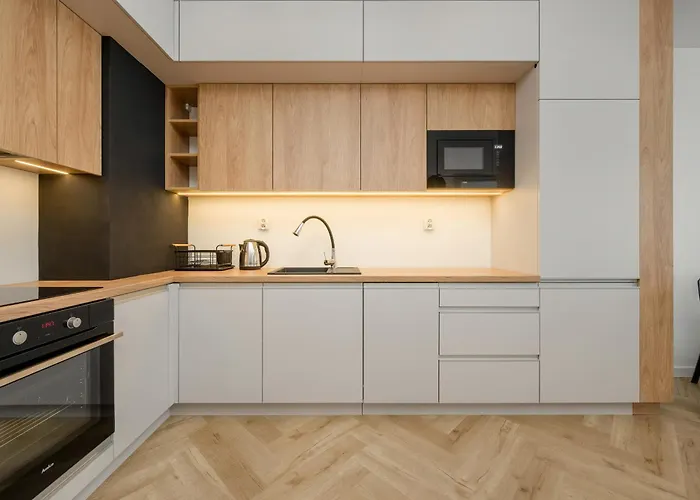 Apartment Michalczyka Stylish With Parking In The Center Of By Renters Breslau